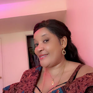 Meet your Posher, Nadia saad